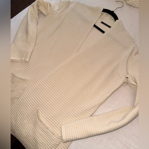 NWOT Cream Open-Front Sweater - Picture 8 of 9